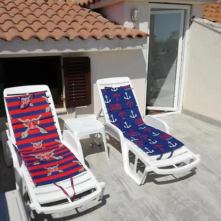 Apartment Sea View With Terrace Near The *