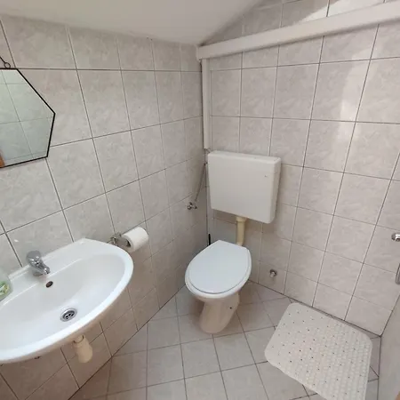 Sea View With Terrace Near The * 스플리트